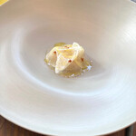 CYCLE by Mauro Colagreco - 蕪、帆立