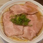 らーめん専門店 煮干しと豚 - にぼぶたヤサイなし