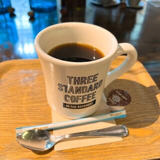スリースタンダードコーヒー_0