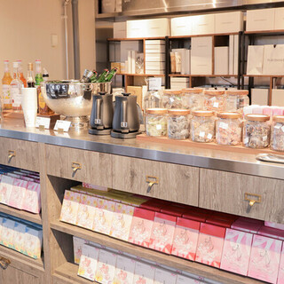 DRESSY CAFE KAMAKURA_1