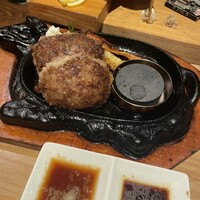 馬刺しと焼き鳥 グルマン三年坂 - 