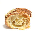 ドゥブルベ・ボレロ - クロワッサン チーズの断面 '14 4月中旬