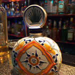 スモーレスト・バー  - 一度見たら、気になって仕方のないテキーラ。名前何でしたっけ…