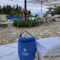 シルー - まだまだ浸かる事が出来るプールを利用したり…