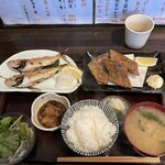 居酒屋 姫咲丸 - 小のどぐろ塩焼と鯖竜田揚げ　1100円