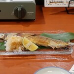温鮮酒場 ちょんまげ - 秋刀魚塩焼き