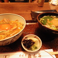 京都 権太呂 本店 - 親子丼ときつねうどんのセットやでー