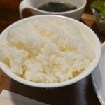 キッチン ブルー グローブ - ご飯大盛りのアップ