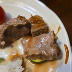 キッチン ブルー グローブ - ズッキーニを引いて