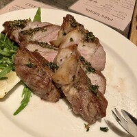 grigio la tavola - 