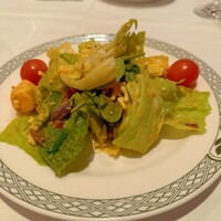 ロウリーズ・ザ・プライムリブ 恵比寿ガーデンプレイス店 - スピニングボールサラダ