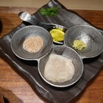 Tokyo Style Noodle ほたて日和 - カルパッチョと薬味など