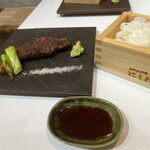 和牛どんぶり家 にくに - 