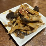 韓国料理 イチサン - 4種のキノコ