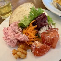 THE THEATRE TABLE - 新鮮野菜たっぷり食べることができます。