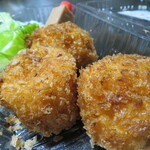 田野駅屋 - カニクリームコロッケ
