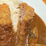 焼肉 カロッソ - 牛カツカレー