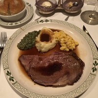 ロウリーズ・ザ・プライムリブ 恵比寿ガーデンプレイス店 - 