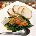 鉄焼酒房 蜂ヤ - うにホーレン草