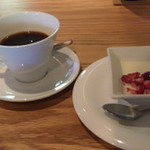 イトウ ダイニング バイ ノブ - デザートはパンナコッタでしたぁ＾＾；