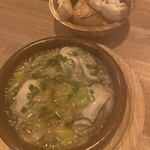 五感 - 牡蠣のアヒージョ