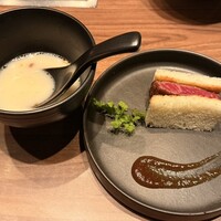 焼肉うしごろ 新宿三丁目店 - 