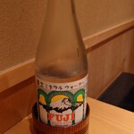 日本料理 柳燕 - 富士ミネラルウォーター