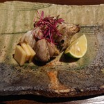 隠れ家愉膳 亥の子 - 寒ボラのたて塩焼き