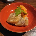 隠れ家愉膳 亥の子 - 煮こごりと人参ラペ