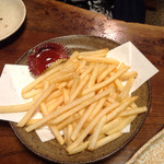 甲子屋 - 5月12日料理？ポテトフライ有ります。