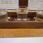 ふぐ料理・鮨 光 - 飲み比べの日本酒の（笑）