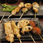 勝手串 花火 - おまかせ盛り合わせ8本盛り(1870円)