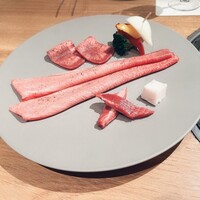 北新地 肉料理 名門 - 