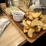 和牛炙り寿司×チーズ料理 肉バルミート吉田 - 