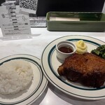 マロリーポークステーキ - 2024.11.15（金）ランチ