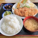 272102048 - とんかつ定食　1,200円
