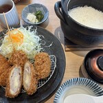とんかつ神楽坂 さくら - 日替わりランチ   四種盛り（ヒレカツ、チーズカツ、メンチ、串カツ）