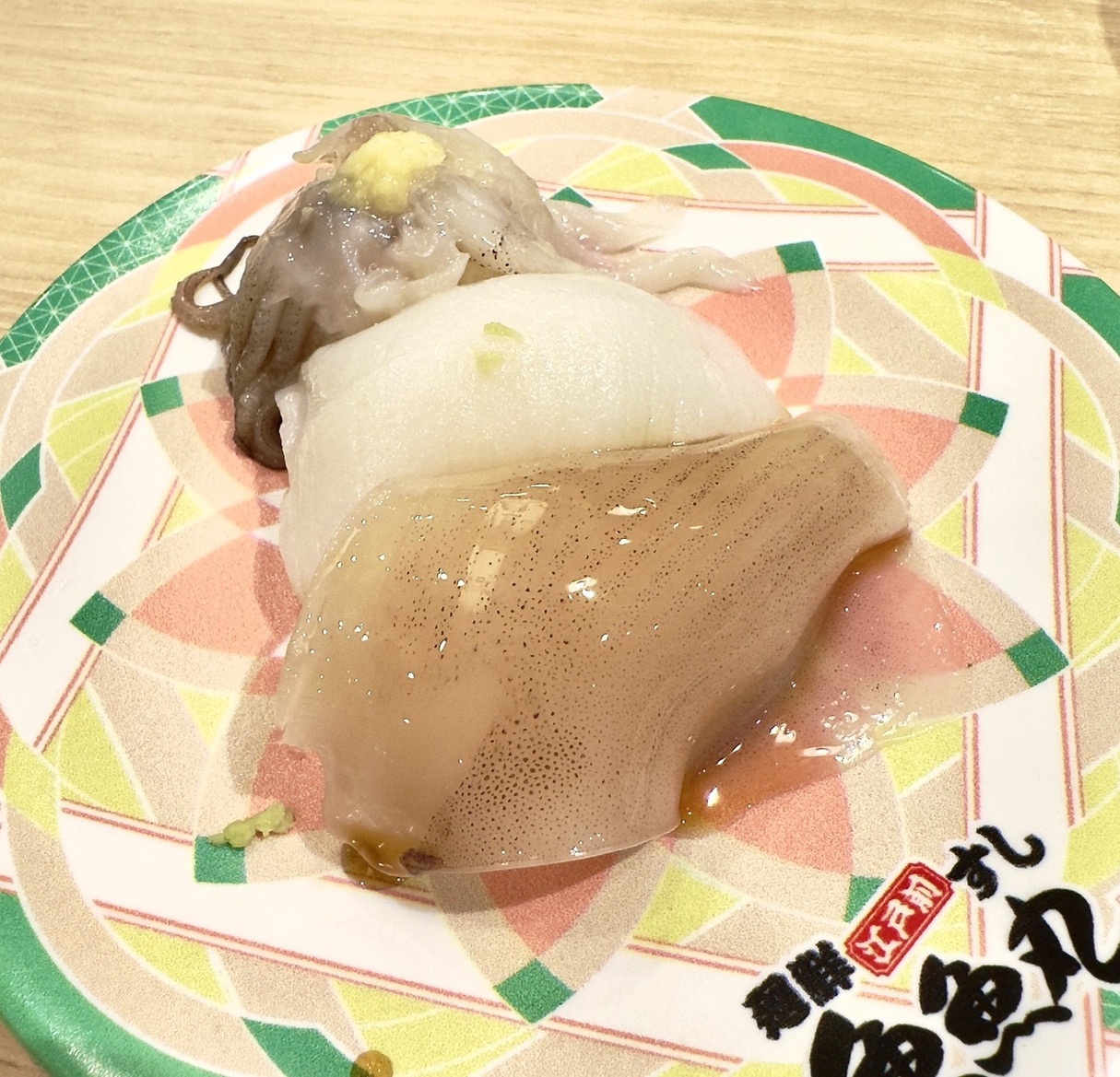 りとまるしけんし  写真 : 魚魚丸 守山四軒家店 （TOTOMARU） - 藤が丘/回転寿司 | 食べログ