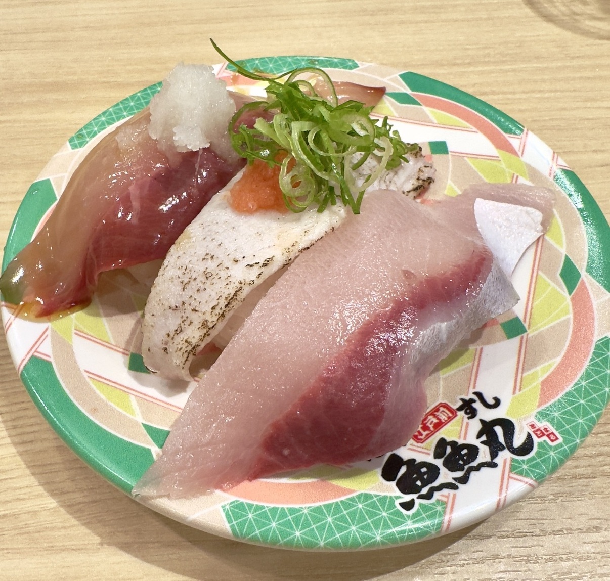 写真 : 魚魚丸 守山四軒家店 （TOTOMARU） - 藤が丘/回転寿司 | 食べログ
