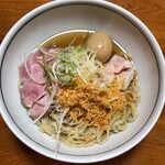 虎一番 - ニンニク油そば(太麺バージョン)