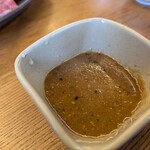 焼肉 東山食堂 - 独特で美味しい