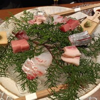 魚坐 - 