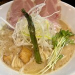 麺69 チキンヒーロー - 鶏極濃900円