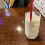 アーユーボーワン - あんま〜いラッシーで辛さとプラマイ0です