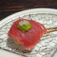 串揚げキッチン だん EKIZO神戸三宮店 - ③本マグロ寿司揚げ、葉大蒜のぬた&微塵切り辣韮載せ《そのまま》