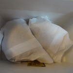 ケンタッキー フライドチキン - 紙袋に包まれた、パリパリ旨塩チキン、オリジナルチキン