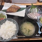 甲田食堂 - 