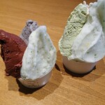 ミノリ ジェラート - 島レモン＆ミントソルベ・ビターチョコソルベ・小豆島STONESの組み合わせと、島レモン＆ミントソルベ・+150円のピスタチオ・チョコミント（だったかな？）の組み合わせ