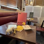 カフェ ルミエール - カフェ ルミエール 店内