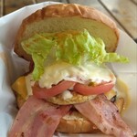 バーガーミュージアム 佐世保バーガー本店 - デカイ